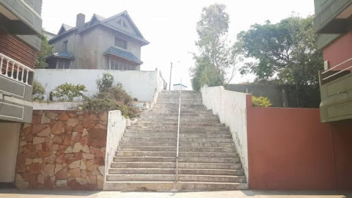 A12 La misteriosa “calle escalera” del sur de Gesell 