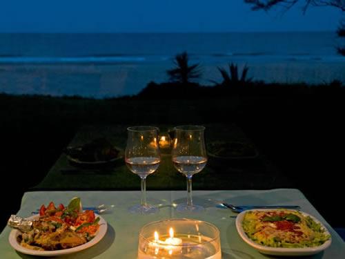 Alquilo Hotel Austral en Villa Gesell zona  a 30 mts de la Playa