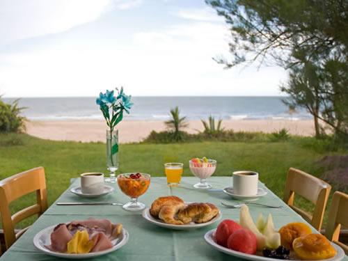 Alquilo Hotel Austral en Villa Gesell zona  a 30 mts de la Playa