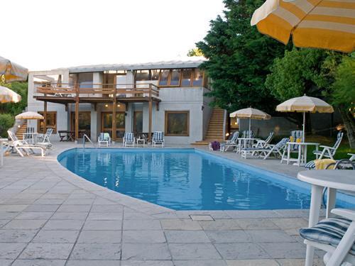 Alquilo Hotel Austral en Villa Gesell zona  a 30 mts de la Playa