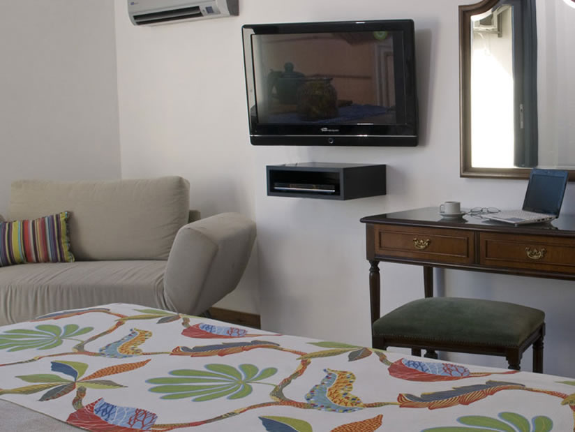 Alquilo Hotel Austral en Villa Gesell zona  a 30 mts de la Playa