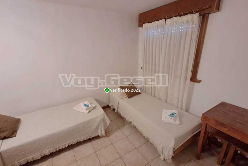 Alquilo Hotel Boiano en Villa Gesell zona  a 300 Mts de la Playa