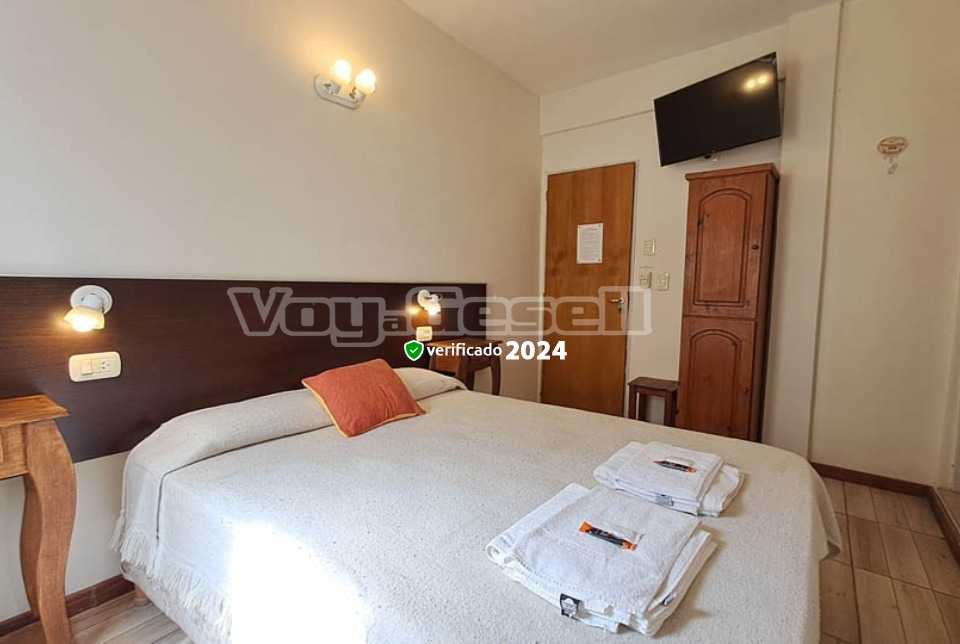 Alquilo Hotel Boiano en Villa Gesell zona  a 300 Mts de la Playa