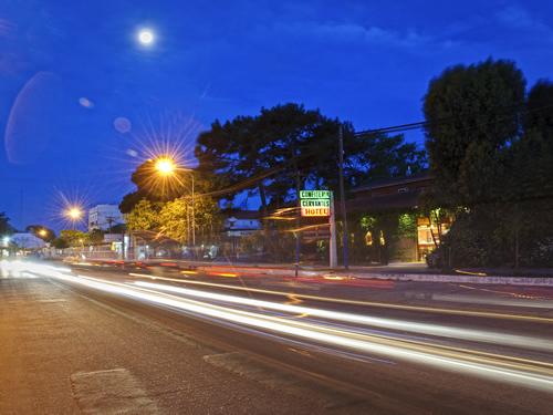 Alquilo Hotel Cervantes en Villa Gesell zona  a 300 Mts de la Playa