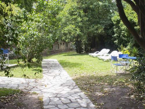 Alquilo Hotel Cervantes en Villa Gesell zona  a 300 Mts de la Playa