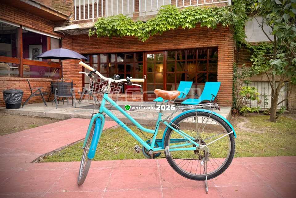 Alquilo Hotel Cervantes en Villa Gesell zona  a 300 Mts de la Playa