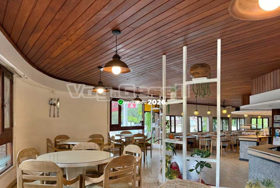 Alquilo Hotel Cervantes en Villa Gesell zona  a 300 Mts de la Playa