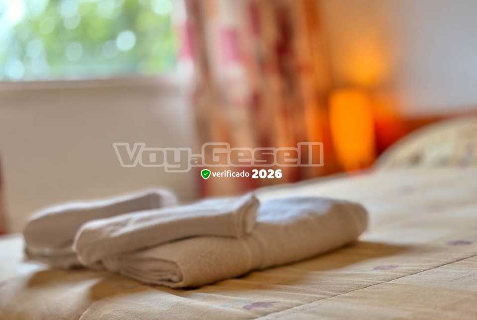 Alquilo Hotel Cervantes en Villa Gesell zona  a 300 Mts de la Playa