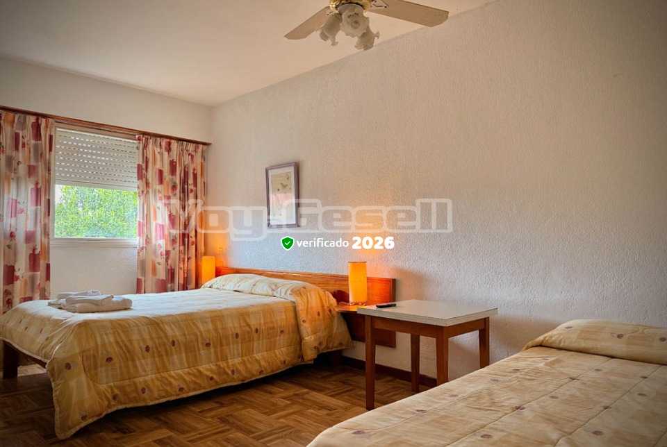 Alquilo Hotel Cervantes en Villa Gesell zona  a 300 Mts de la Playa