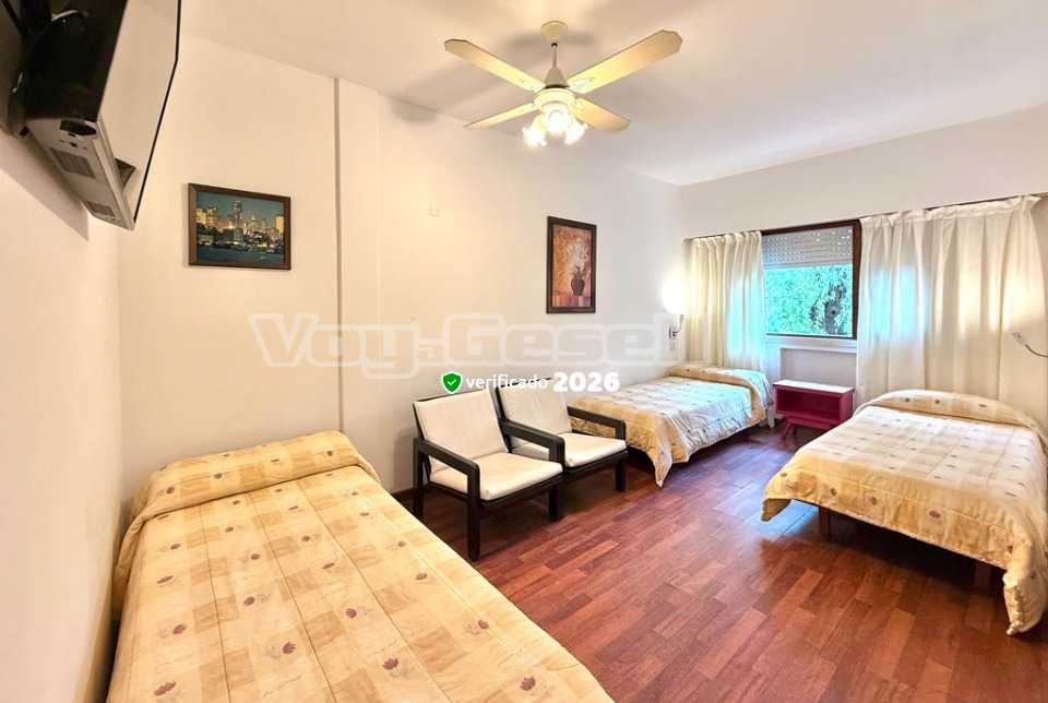 Alquilo Hotel Cervantes en Villa Gesell zona  a 300 Mts de la Playa