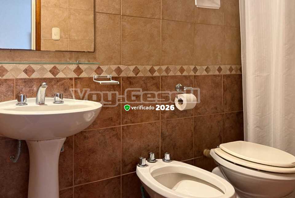 Alquilo Hotel Cervantes en Villa Gesell zona  a 300 Mts de la Playa