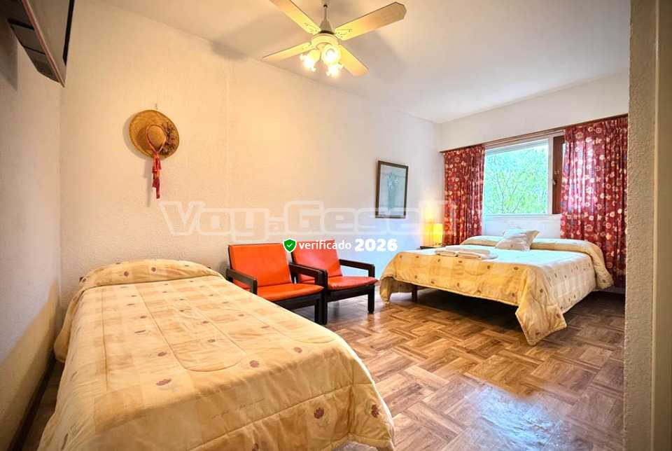 Alquilo Hotel Cervantes en Villa Gesell zona  a 300 Mts de la Playa