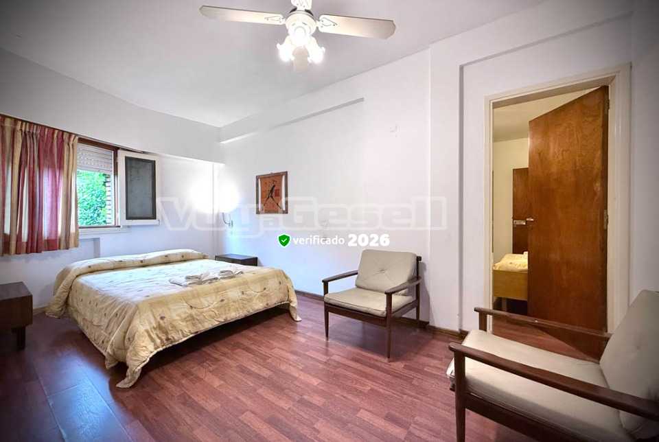 Alquilo Hotel Cervantes en Villa Gesell zona  a 300 Mts de la Playa