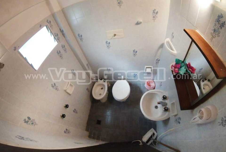 Alquilo Hostería Costa Azul en Villa Gesell zona  a 250 Mts de la Playa