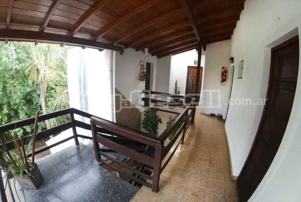 Alquilo Hostería Costa Azul en Villa Gesell zona  a 250 Mts de la Playa