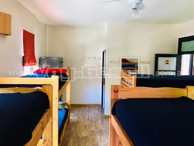 Alquilo Hostel La Deseada en Villa Gesell zona  a 600 Mts de la Playa 