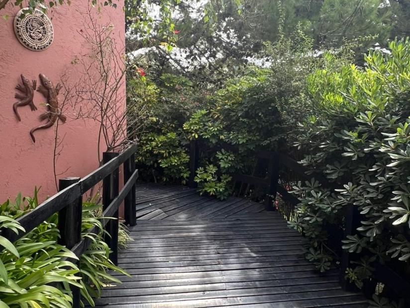 Alquilo Hostel La Deseada en Villa Gesell zona  a 600 Mts de la Playa