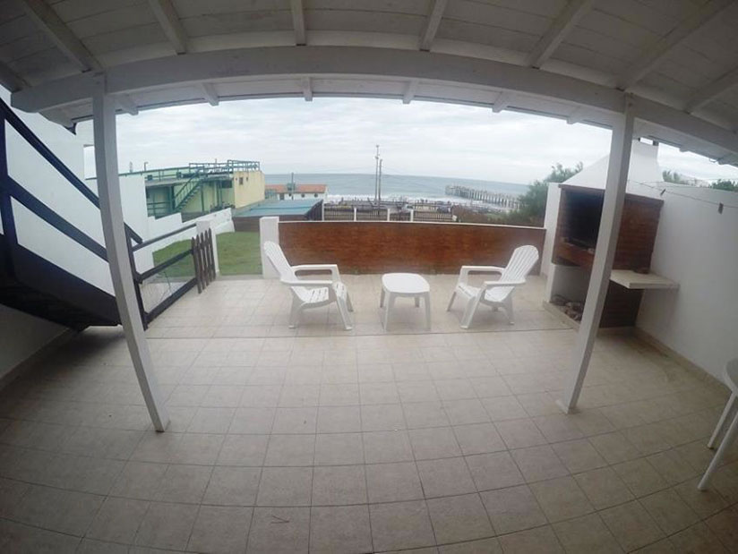 Alquilo Departamentos La Piraña en Villa Gesell zona  a 100 Mts de la Playa