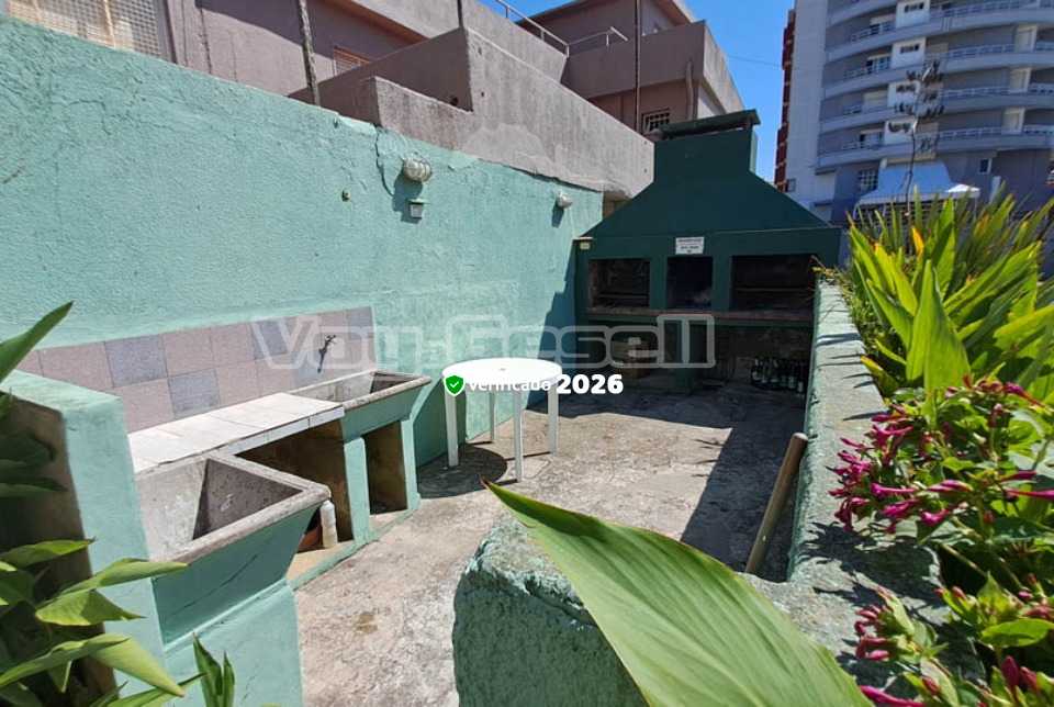 Alquilo Hospedaje Toscana en Villa Gesell zona  a 60 mts de la Playa