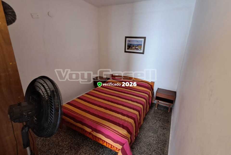 Alquilo Hospedaje Toscana en Villa Gesell zona  a 60 mts de la Playa