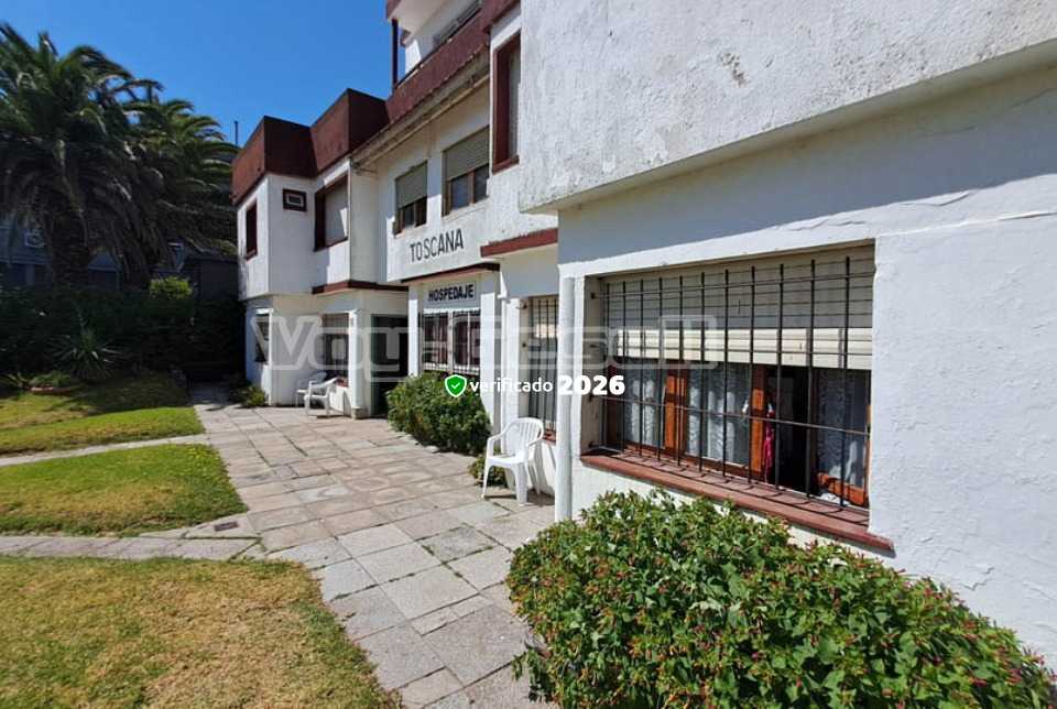 Alquilo Hospedaje Toscana en Villa Gesell zona  a 60 mts de la Playa