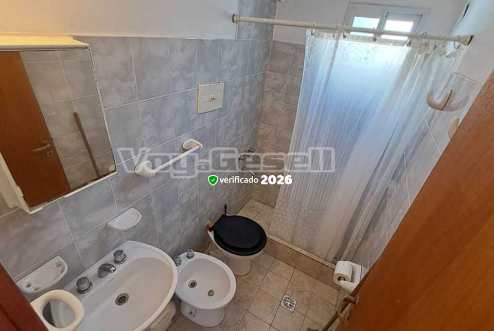 Alquilo Hospedaje Toscana en Villa Gesell zona  a 60 mts de la Playa