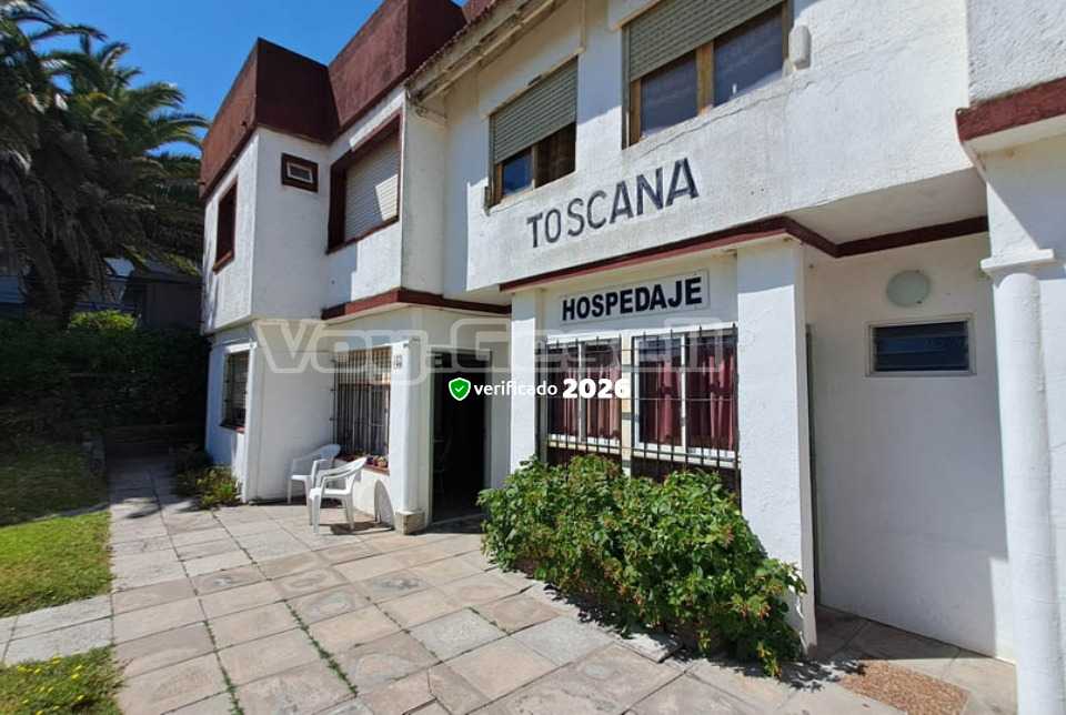 Alquilo Hospedaje Toscana en Villa Gesell zona  a 60 mts de la Playa 