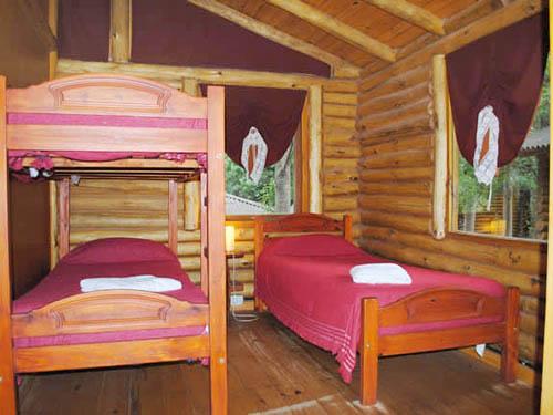 Alquilo Complejo de Cabañas Tehuel en Las Gaviotas zona  a 400 Mts de la Playa