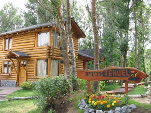 Alquilo Complejo de Cabañas Tehuel en Las Gaviotas zona  a 400 Mts de la Playa 
