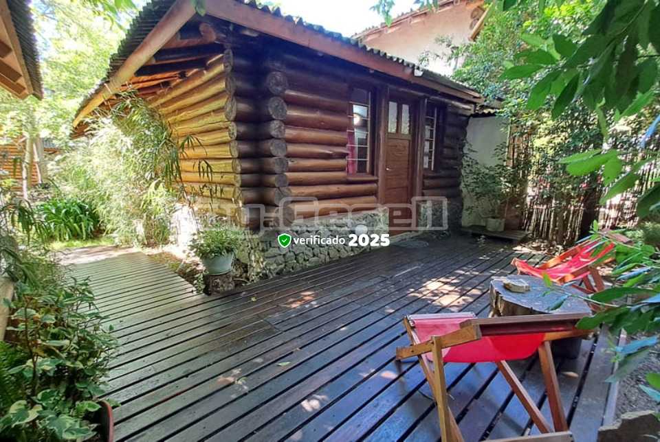 Alquilo Complejo de Cabañas Tehuel en Las Gaviotas zona  a 400 Mts de la Playa