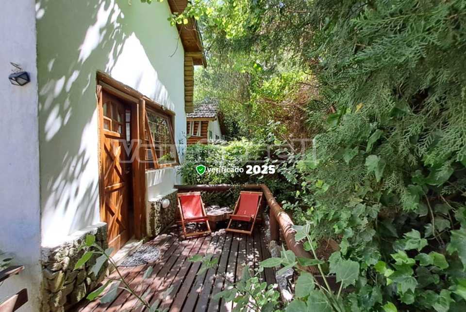 Alquilo Complejo de Cabañas Tehuel en Las Gaviotas zona  a 400 Mts de la Playa