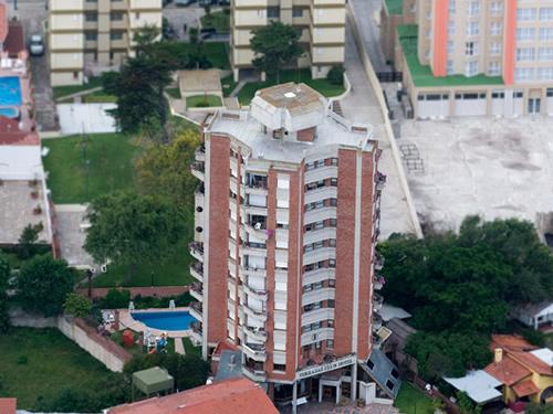 Alquilo Hotel Terrazas Club en Villa Gesell zona  a 200 mts de la Playa