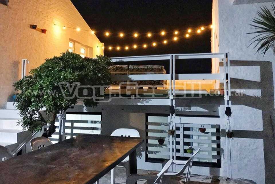 Alquilo Alojamiento para Jovenes Alojamiento para Jovenes en Villa Gesell zona  a 150 mts de la Playa