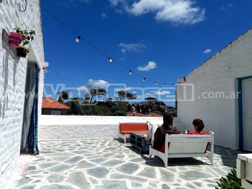 Alquilo Alojamiento para Jovenes Alojamiento para Jovenes en Villa Gesell zona  a 150 mts de la Playa 