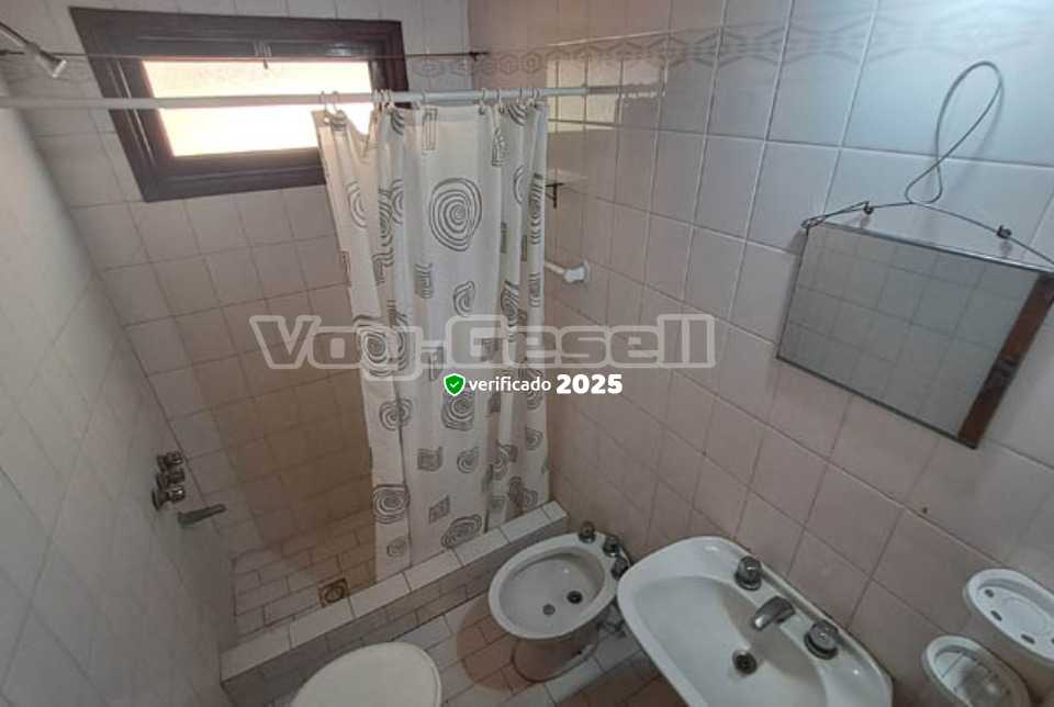 Alquilo Departamentos Angelica :: Nuevos Dueños en Villa Gesell zona  a 130 mts de la Playa