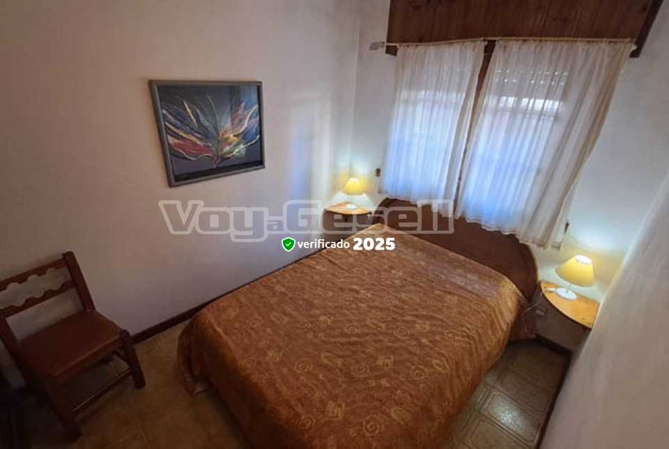 Alquilo Departamentos Angelica :: Nuevos Dueños en Villa Gesell zona  a 130 mts de la Playa