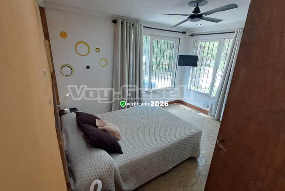 Alquilo Departamentos Argenta en Villa Gesell zona  a 400 Mts de la Playa 