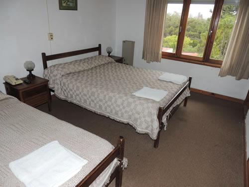 Alquilo Hotel Bella Vista en Villa Gesell zona  a 200 mts de la Playa