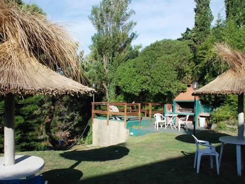 Alquilo Hotel Bella Vista en Villa Gesell zona  a 200 mts de la Playa