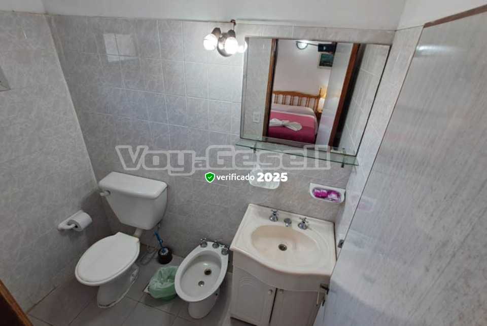 Alquilo Hotel Bismarck en Villa Gesell zona  a 150 mts de la Playa