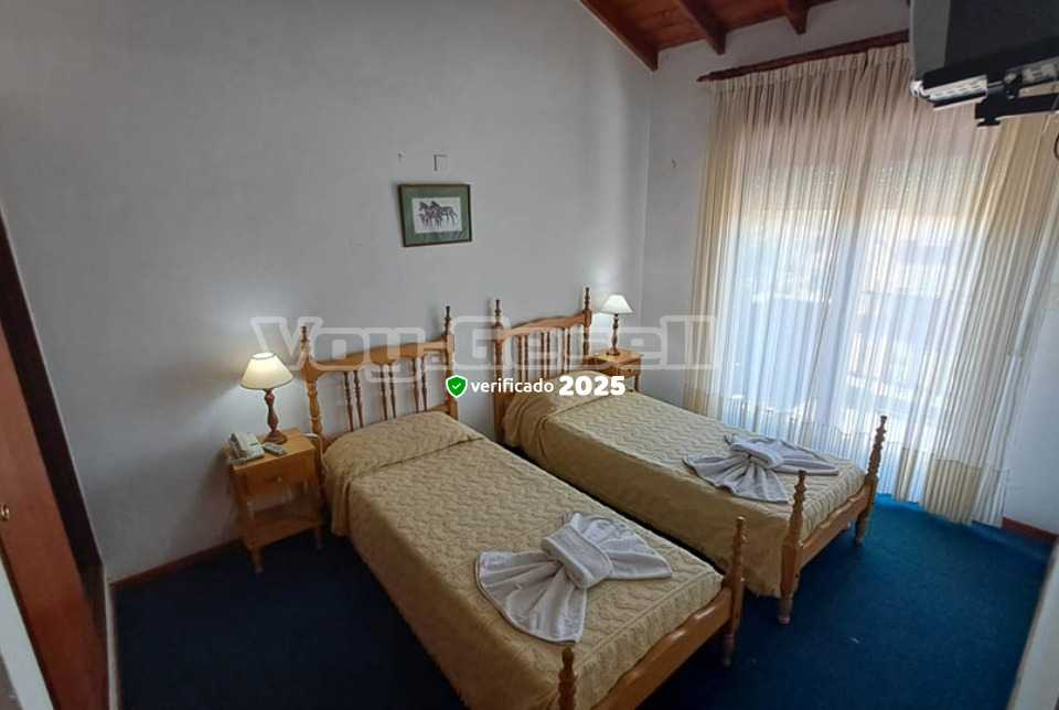 Alquilo Hotel Bismarck en Villa Gesell zona  a 150 mts de la Playa