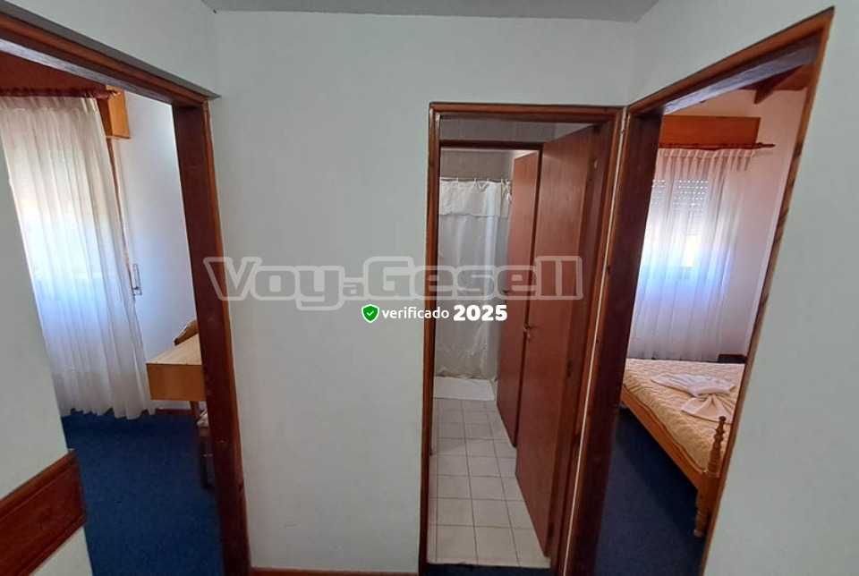 Alquilo Hotel Bismarck en Villa Gesell zona  a 150 mts de la Playa