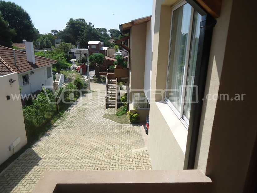 Alquilo Departamentos Brumana en Villa Gesell zona  a 900 Mts de la Playa