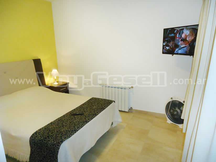 Alquilo Departamentos Brumana en Villa Gesell zona  a 900 Mts de la Playa