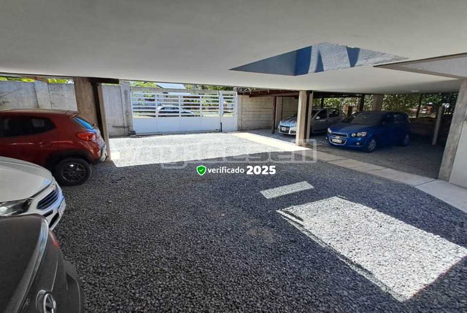 Alquilo Complejo de Cabañas Cabañas Rojas en Villa Gesell zona  a 200 mts de la Playa