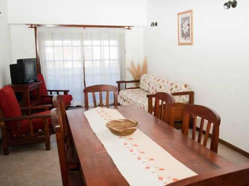 Alquilo Departamentos Casa Magna en Villa Gesell zona  a 100 Mts de la Playa 