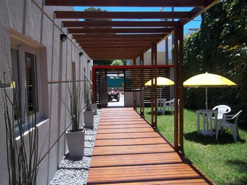 Alquilo Hostel Che Viajero  en Villa Gesell zona  a 400 Mts de la Playa 