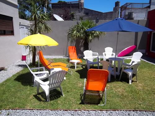 Alquilo Hostel Che Viajero  en Villa Gesell zona  a 400 Mts de la Playa