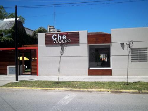 Alquilo Hostel Che Viajero  en Villa Gesell zona  a 400 Mts de la Playa 