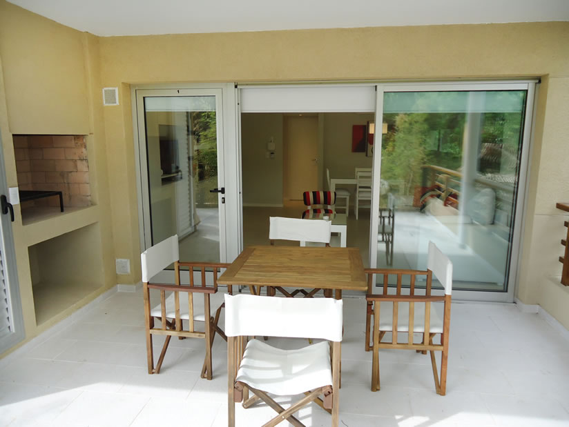 Alquilo Departamentos Clari del Mar en Villa Gesell zona  a 150 Mts de la Playa 